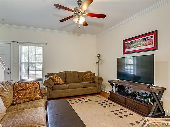 2nd image of 3218 Veterans Memorial Pkwy APT 612