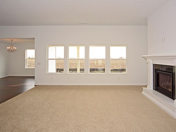 4th image of 2345 Southward Dr