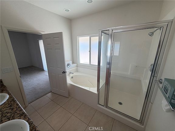 5th image of 14125 Quinnault Rd