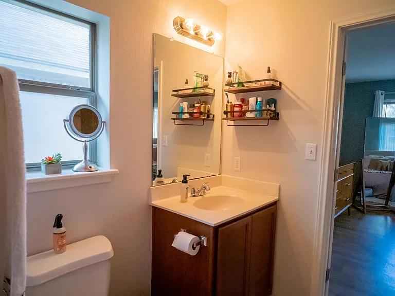 6600 Bay City Bnd — Photo 27