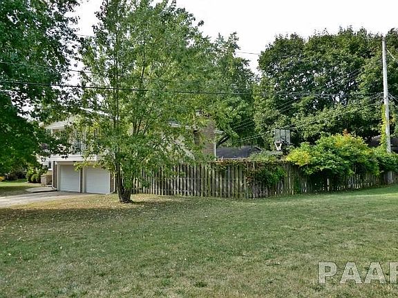 3rd image of 4215 N Rosemary Ct