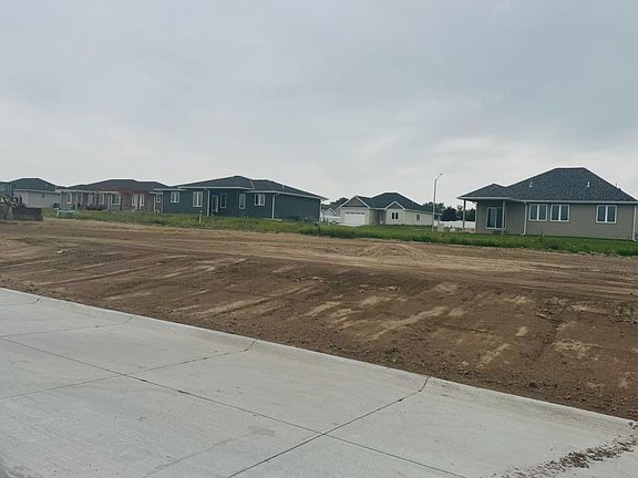4th image of T St Lot 4