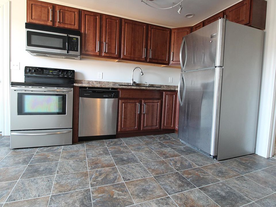 2nd image of 341 W 3rd St APT 3