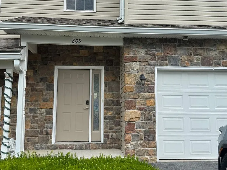 Jacks Mill Drive — Photo 23