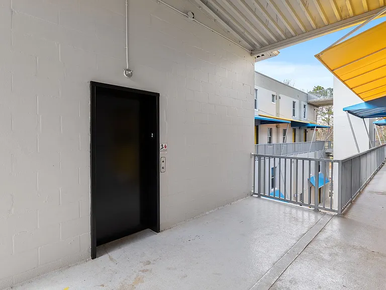 2515 SW 35th Pl #219 — Photo 27
