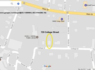 720 College St, Roanoke, AL 36274