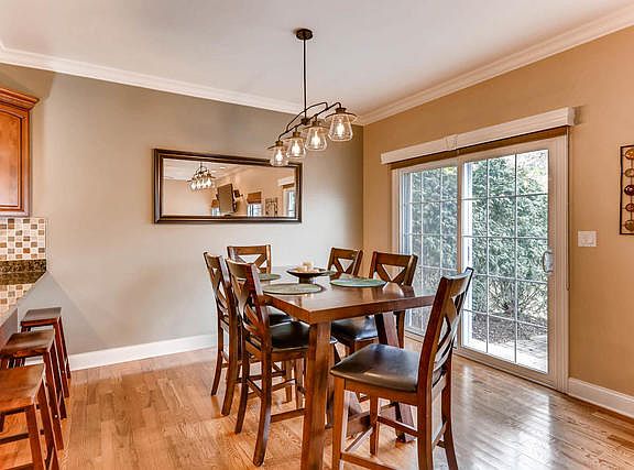 4th image of 4733 Auvergne Ave