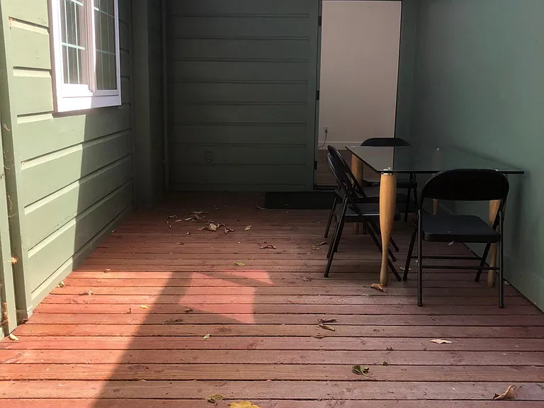 411 Cedar St #E — Photo 10