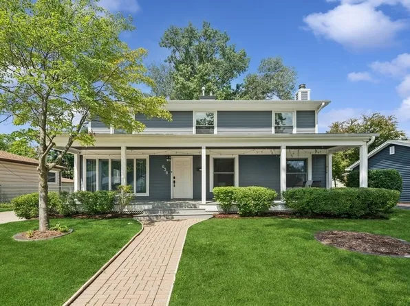 636 N Greenview Ave, Mundelein, IL 60060