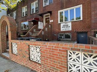 592 19th St, Brooklyn, NY 11218