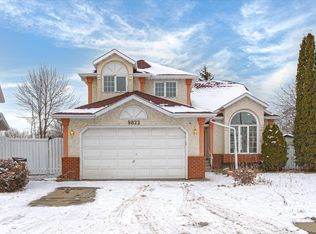 9822 175th Ave NW, Edmonton, AB T5X5V4