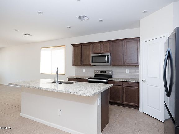 4th image of 1462 E PISA Drive
