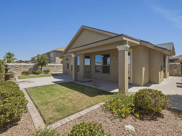 1337 Fito Hernandez St — Photo 28