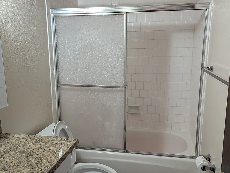 910 W Church St #3 — Photo 13