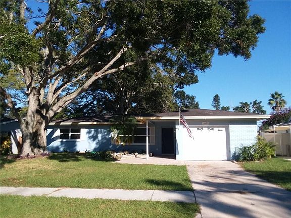 2nd image of 11485 Imperial Grove Dr E