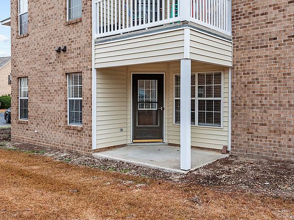 4th image of 2910 C Mulberry Ln