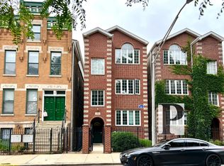 1336 N Cleaver St, Chicago, IL 60642