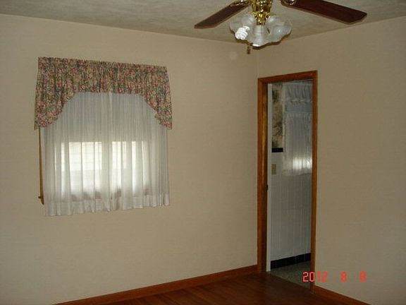 5th image of 624 Norris Dr