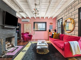 100 King St, Brooklyn, NY 11231
