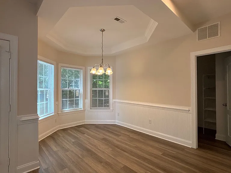 4401 Stephen Oaks Way — Photo 5