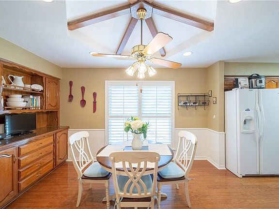 5th image of 2701 La Vida Pl