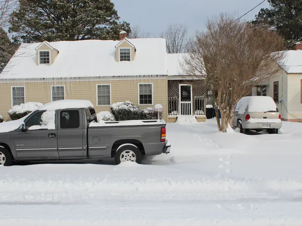 12 N Colin Dr, Portsmouth, VA 23701