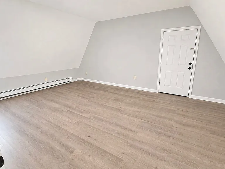 50 Halstead St #3L — Photo 2