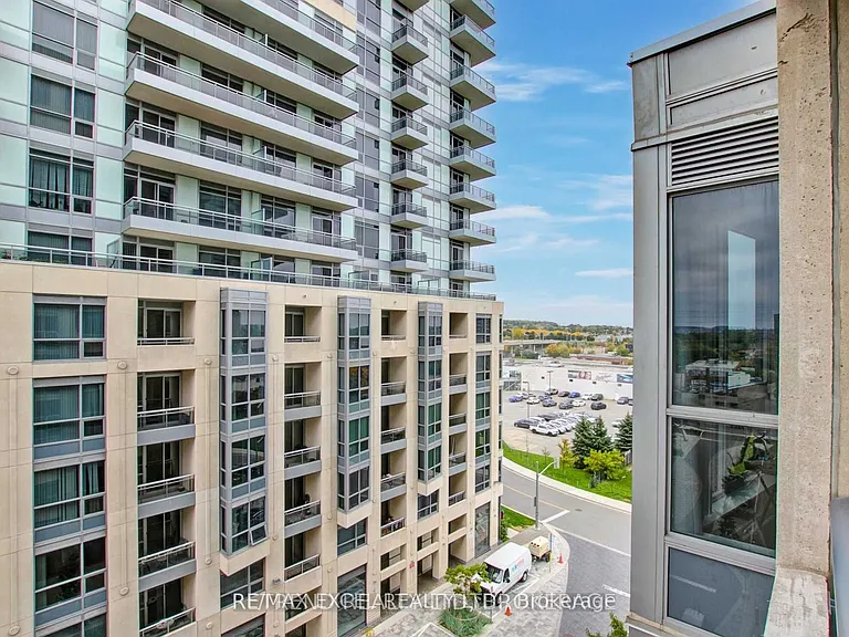 9199 Yonge St #608 — Photo 23