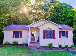 233 Washington Dr, Ruther Glen, VA 22546