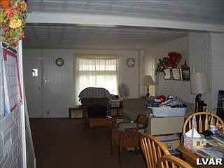 2nd image of 554 Chestnut St