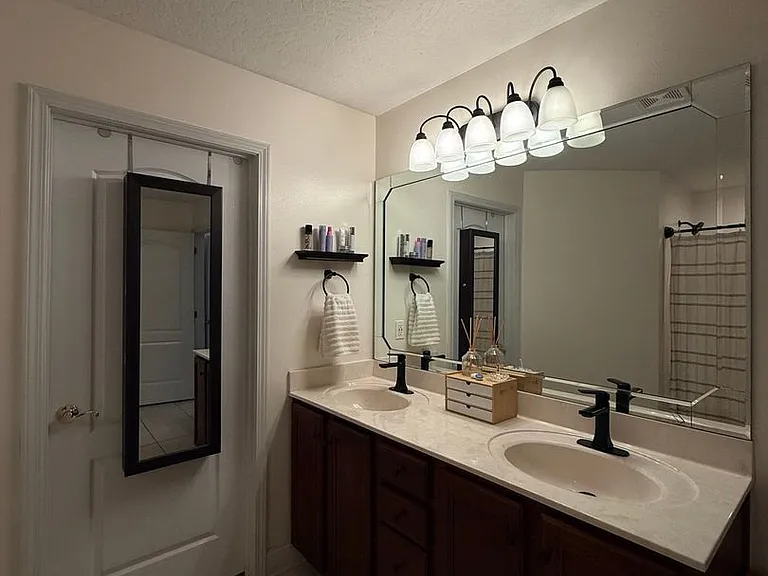 2204 Whits Manor Rd — Photo 11