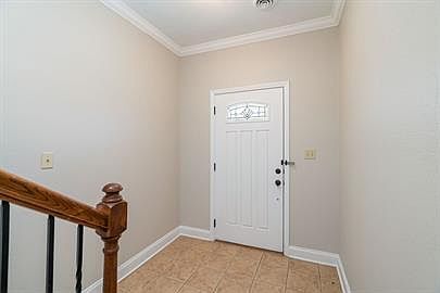 3rd image of 4808 Fountain View Way #10957987