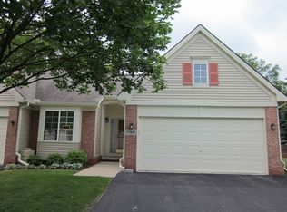 37245 Amhurst Dr #29, Westland, MI 48185