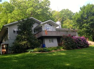 2365 Greens Creek Rd, Sylva, NC 28779