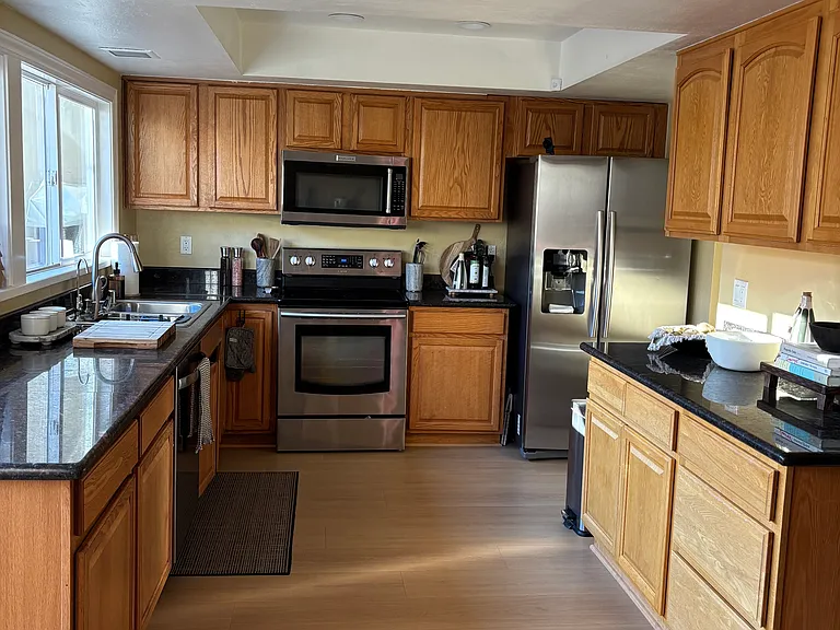 7047 Santa Teresa Blvd — Photo 10