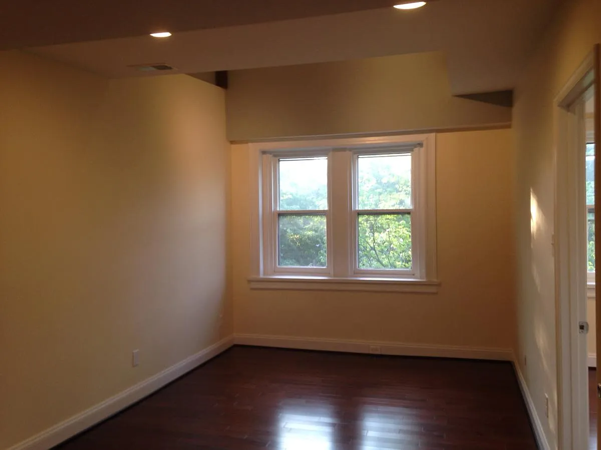 Living room - 151 W Lanvale St #3