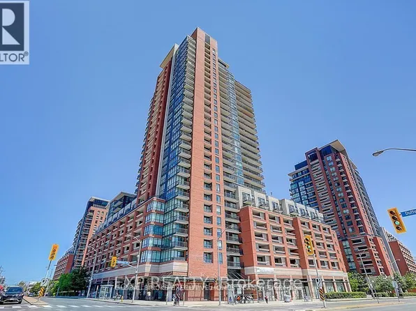 830 Lawrence Ave W, Toronto, ON