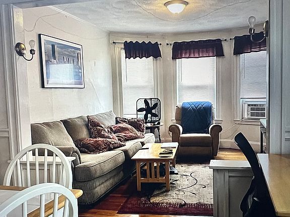 3rd image of 223 Summer St #3LF