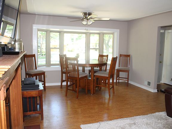 5th image of 2318 Wilshire Dr SE
