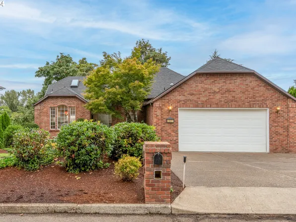 9901 SE Clatsop St, Portland, OR 97266