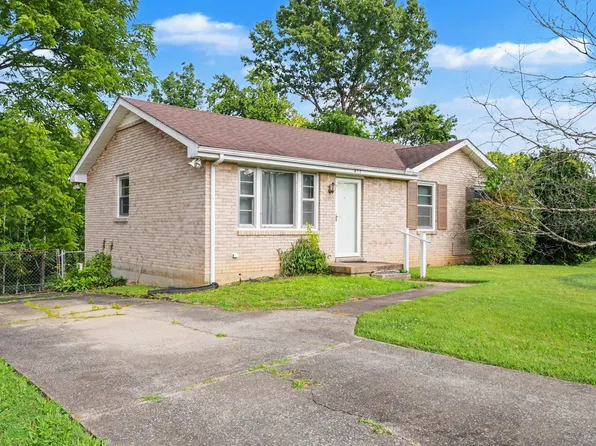 453 Gary Hills Dr, Clarksville, TN 37043