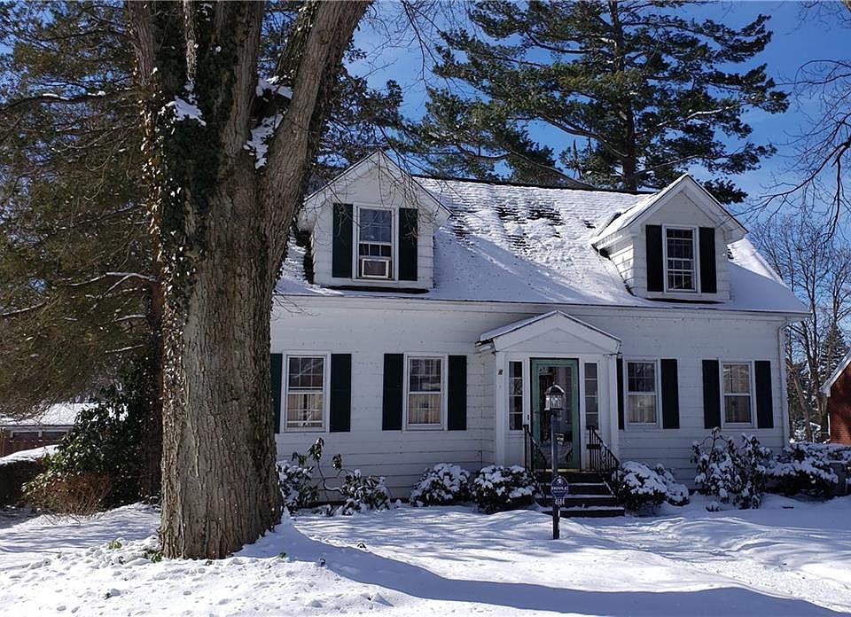 1st image of 4504 Upland Dr