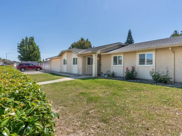 677 Hacienda Ave, Manteca, CA 95336