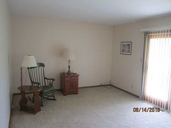 3rd image of 1164 Brookside Dr