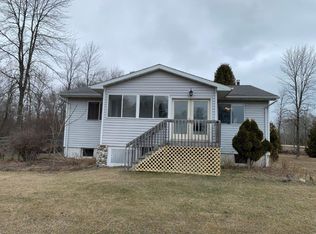 E6214 10th Rd, Algoma, WI 54201
