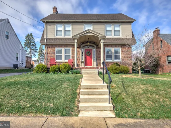 40 Union Ave, New Holland, PA 17557