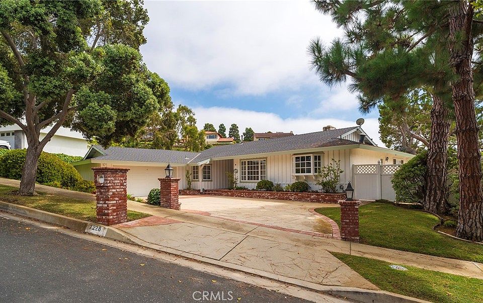 1st image of 7228 Berry Hill Dr