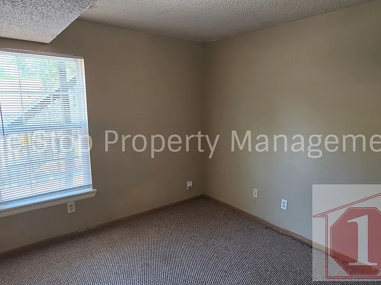 5029 N Topping Ave — Photo 9