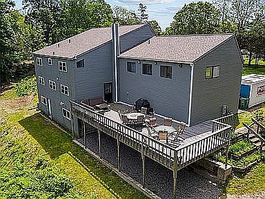 4th image of 6 Coveside Ct