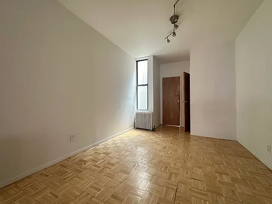 Rented by Corcoran | media 12